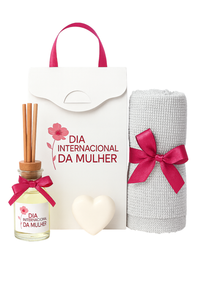 Kit Presente Com Aromatizador, Toalha E Sabonete Coração - BT4665