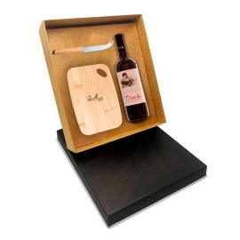 Kit Vinho Com Tábua E Faca Para Queijo Personalizado BT4105