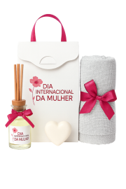 Orçamento: Kit Presente Com Aromatizador, Toalha E Sabonete Coração - BT4665
