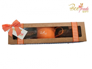 Kit Caixinha de Doces Juninos e Caneca :: BT4711