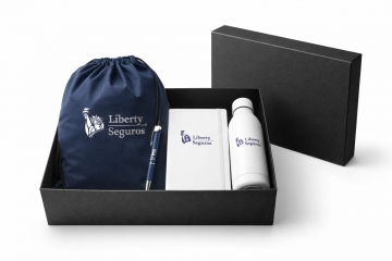 Foto KIT ONBOARDING | SACOCHILA E GARRAFA - BT24433